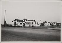 New type of Spanish-style house, Crenshaw Knoll