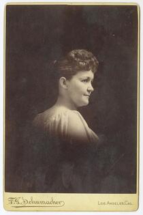 Mrs. Helen N. (White) del Valle