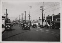 Los Angeles, west of old city limits, Vermont Avenue north of San Marino Street