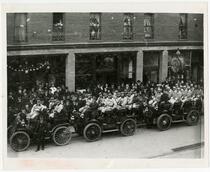 Opening Day 1903, Oakland and Sacramento prepare to leave the Statehouse Hotel for first PCL game in Sacramento